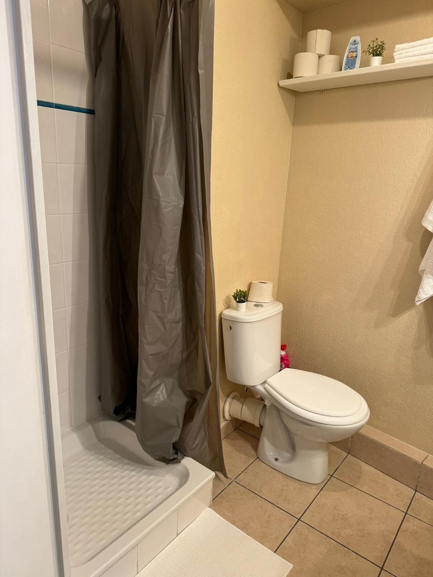 Studio Confortable Avec Vue Nice Eksteriør bilde