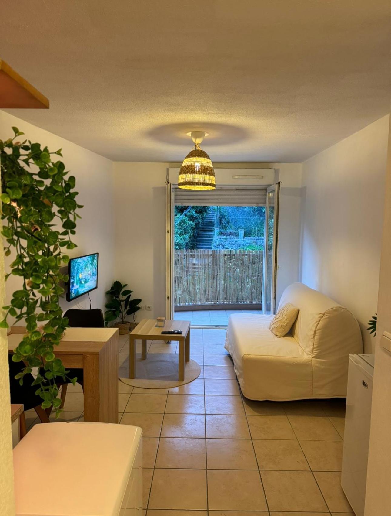 Studio Confortable Avec Vue Nice Eksteriør bilde
